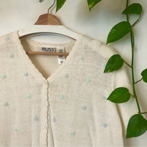 Russ by Liz Claiborne white knit button up shirt